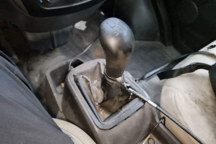 Used Wuling Rongguang 2014 1.2L S Standard Model Gear Lever