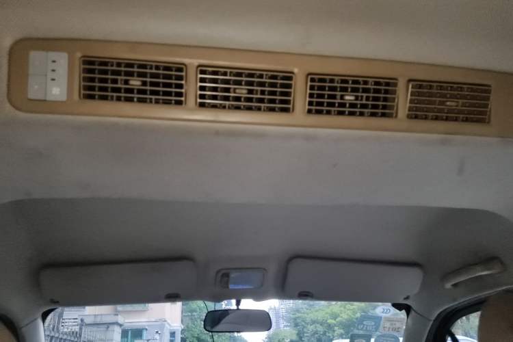 Used Wuling Rongguang 2014 1.2L S Standard Model Headliner