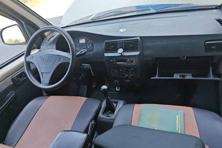Used Wuling Rongguang 2014 1.2L S Base Model Center Console