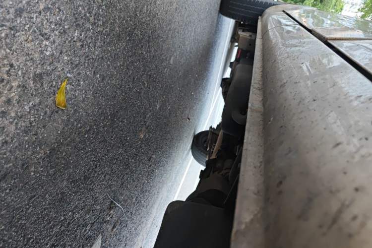 Used Wuling Rongguang 2014 1.2L S Base Model Chassis Front Right