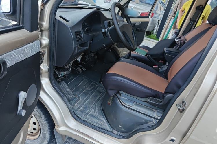 Used Wuling Rongguang 2014 1.2L S Base Model Driver Seat