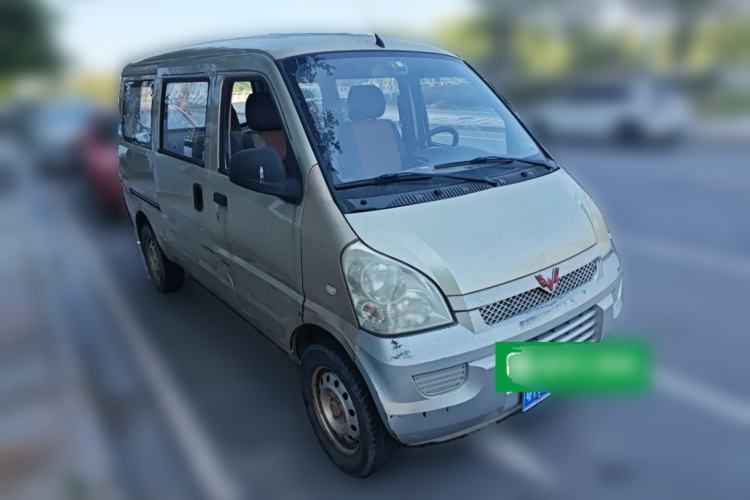 Used Wuling Rongguang 2014 1.2L S Base Model Front Right 45 Deg