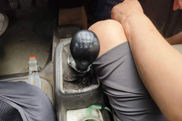 Used Wuling Rongguang 2014 1.2L S Base Model Gear Lever