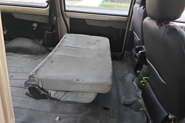 Used Wuling Rongguang 2014 1.2L S Base Model Left Rear Seat