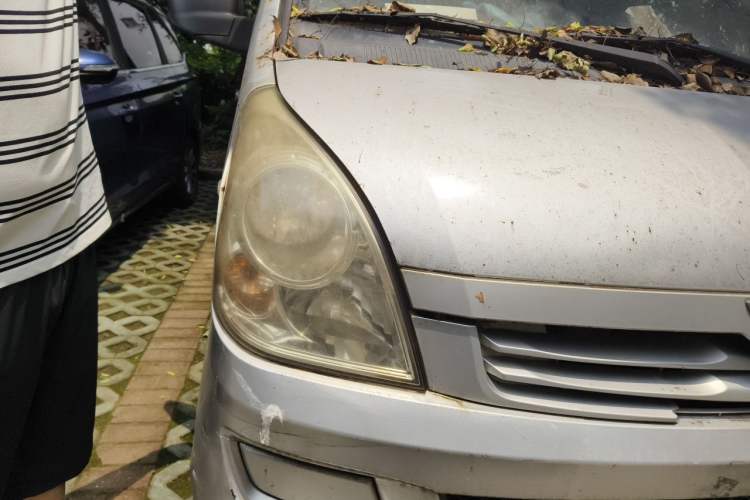 Used Wuling Rongguang 2014 1.2L S Base Model Right Front Headlight