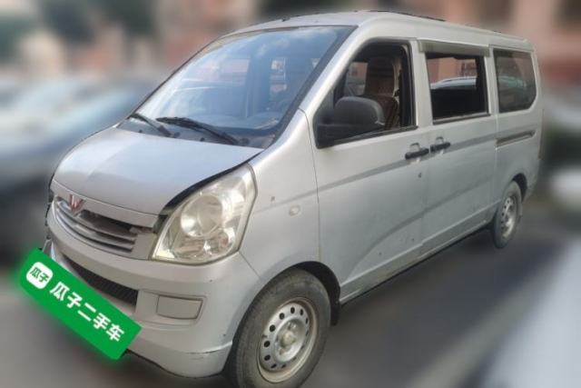 Wuling Rongguang 2014 1.2L S Base Model с пробегом