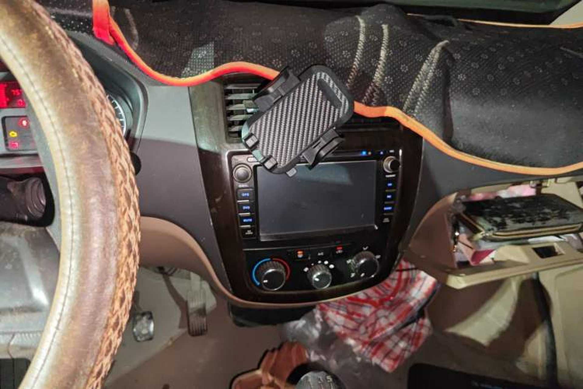 Used Wuling Rongguang 2014 1.2L S Standard Model Audio And AC Panel