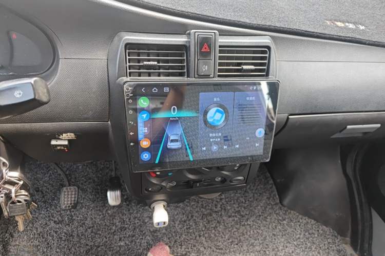 Used Wuling Rongguang 2014 1.2L S Base Model Audio And AC Panel