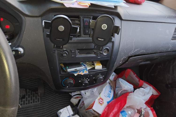 Used Wuling Rongguang 2014 1.2L S Base Model Audio And AC Panel