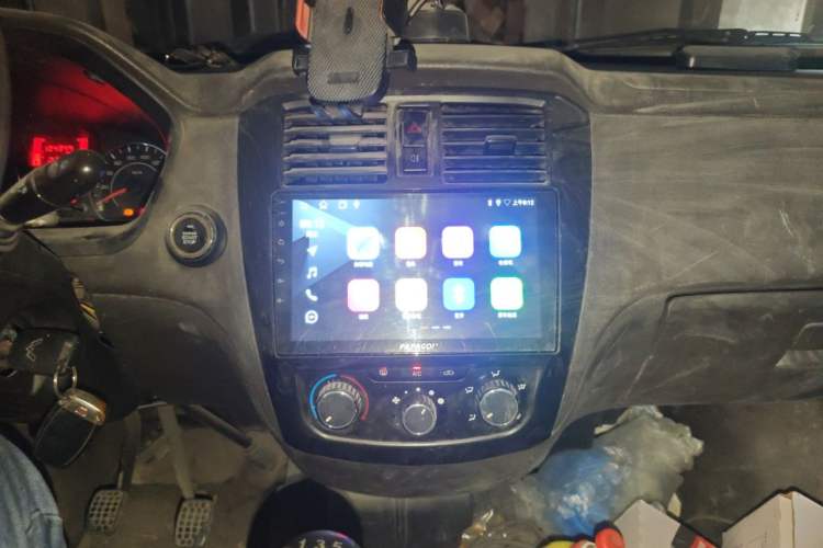 Used Wuling Rongguang 2014 1.5L S Base Version Audio And AC Panel
