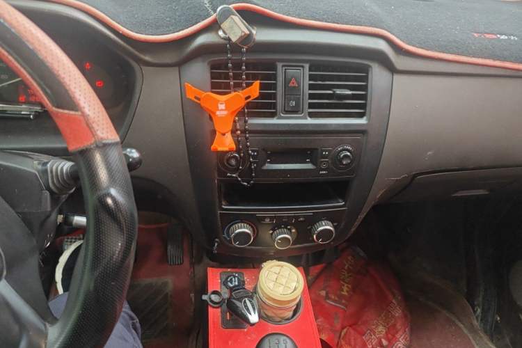 Used Wuling Rongguang 2014 1.2L S Base Model Audio And AC Panel