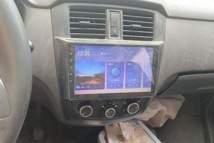 Used Wuling Rongguang 2014 1.2L S Base Model Audio And AC Panel