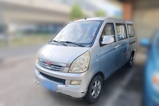 Used Wuling Rongguang 2014 1.5L S Standard Version