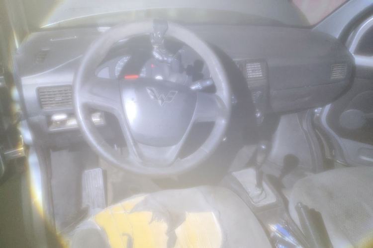 Used Wuling Rongguang 2014 1.2L S Base Model Center Console