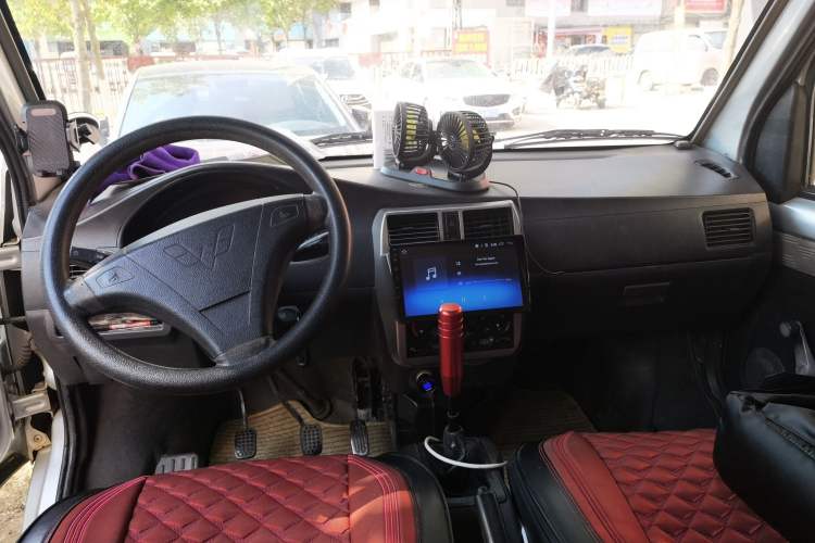 Used Wuling Rongguang 2014 1.2L S Base Model Center Console