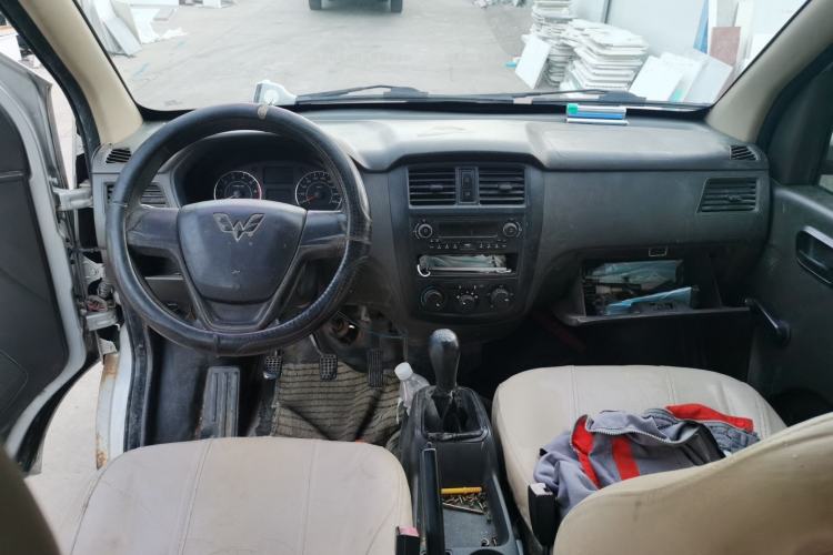 Used Wuling Rongguang 2014 1.2L S Base Model Center Console