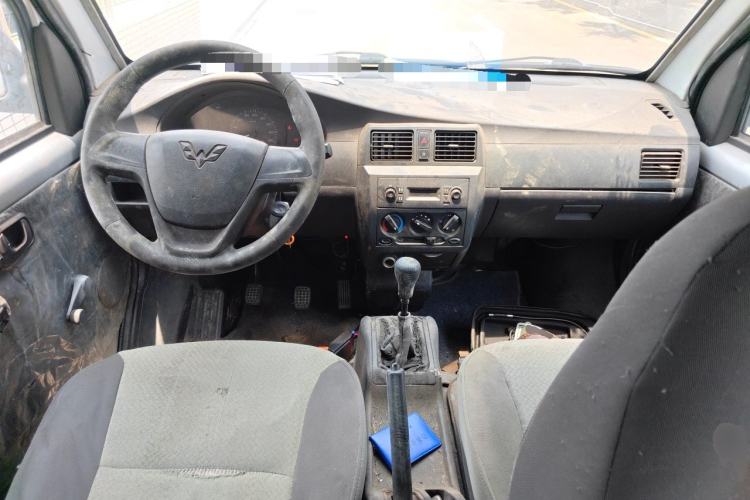Used Wuling Rongguang 2014 1.2L S Base Model Center Console