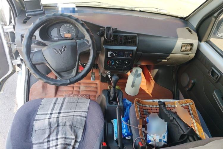 Used Wuling Rongguang 2014 1.2L S Base Model Center Console
