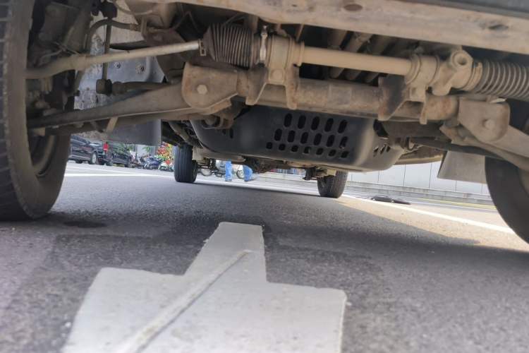 Used Wuling Rongguang 2014 1.2L S Base Model Chassis Front