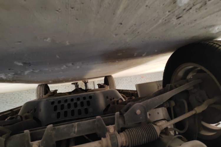Used Wuling Rongguang 2014 1.2L S Standard Model Chassis Front