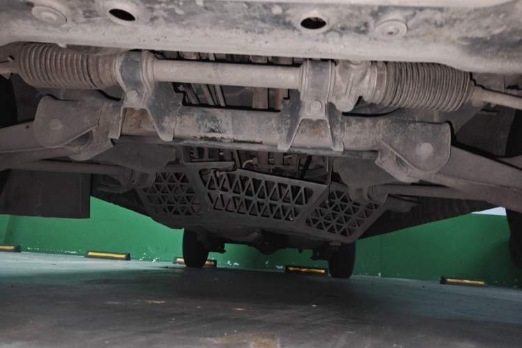 Used Wuling Rongguang 2014 1.5L S Base Version Chassis Front