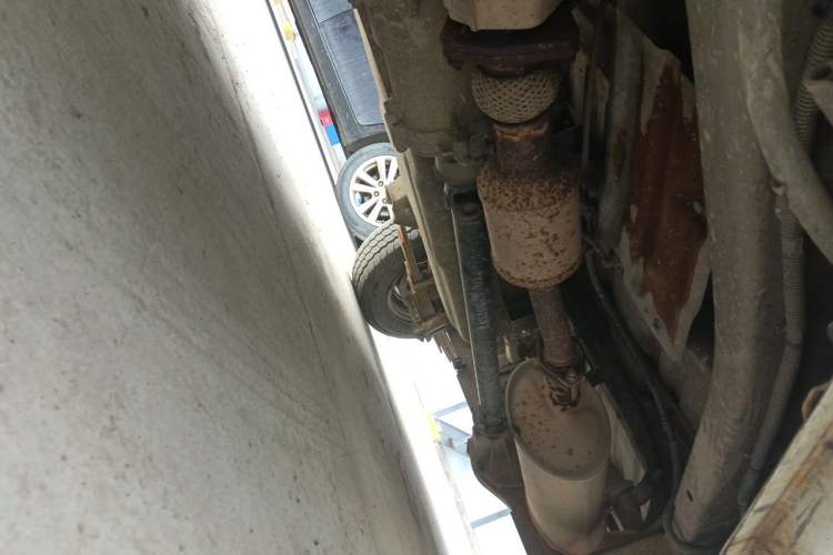 Used Wuling Rongguang 2014 1.2L S Base Model Chassis Front Left