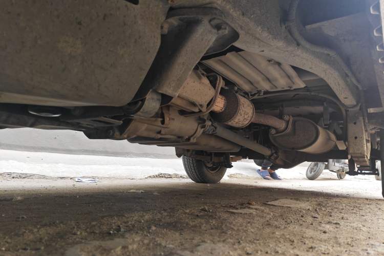 Used Wuling Rongguang 2014 1.2L S Base Model Chassis Front Left