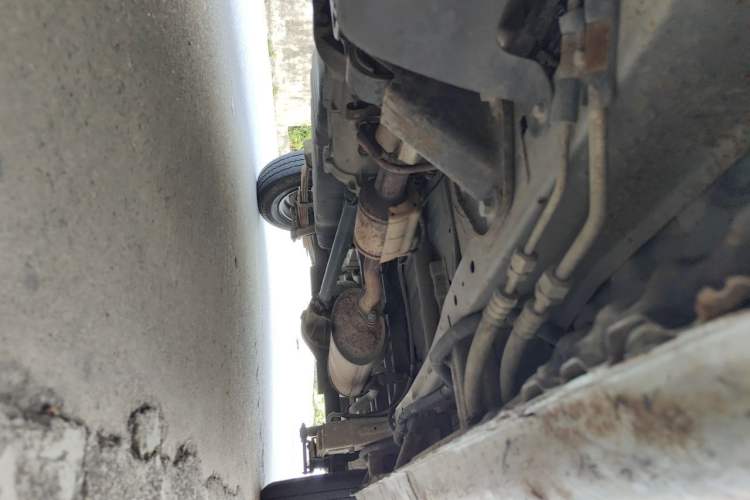 Used Wuling Rongguang 2014 1.2L S Standard Model Chassis Front Left