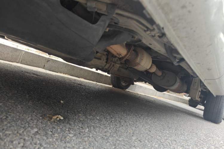 Used Wuling Rongguang 2014 1.5L S Standard Version Chassis Front Left