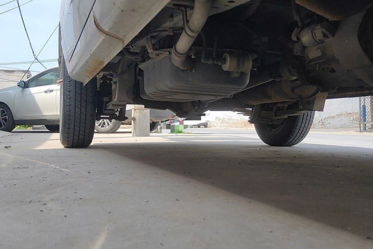 Used Wuling Rongguang 2014 1.2L S Base Model Chassis Front Right