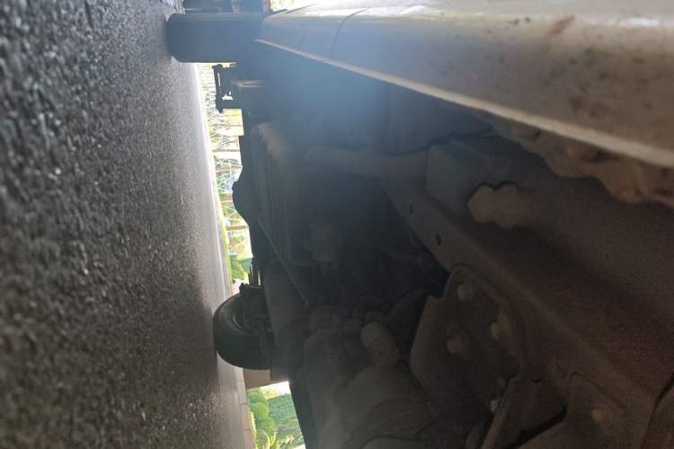 Used Wuling Rongguang 2014 1.2L S Base Model Chassis Front Right