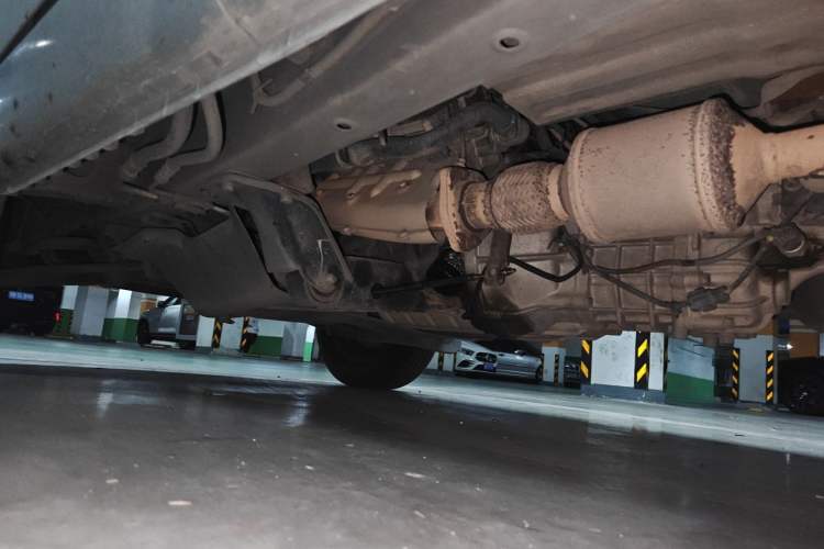Used Wuling Rongguang 2014 1.5L S Base Version Chassis Front Right