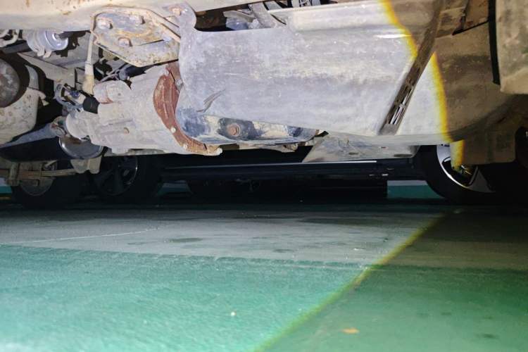 Used Wuling Rongguang 2014 1.2L S Base Model Chassis Front Right