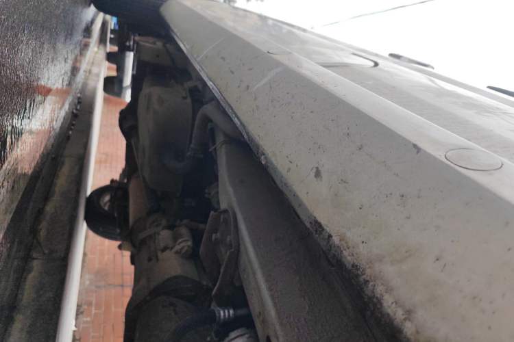 Used Wuling Rongguang 2014 1.2L S Standard Model Chassis Front Right