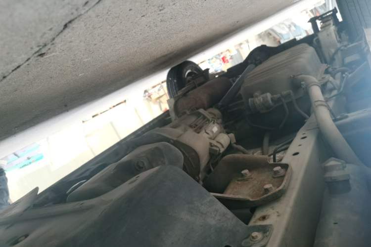 Used Wuling Rongguang 2014 1.2L S Base Model Chassis Front Right