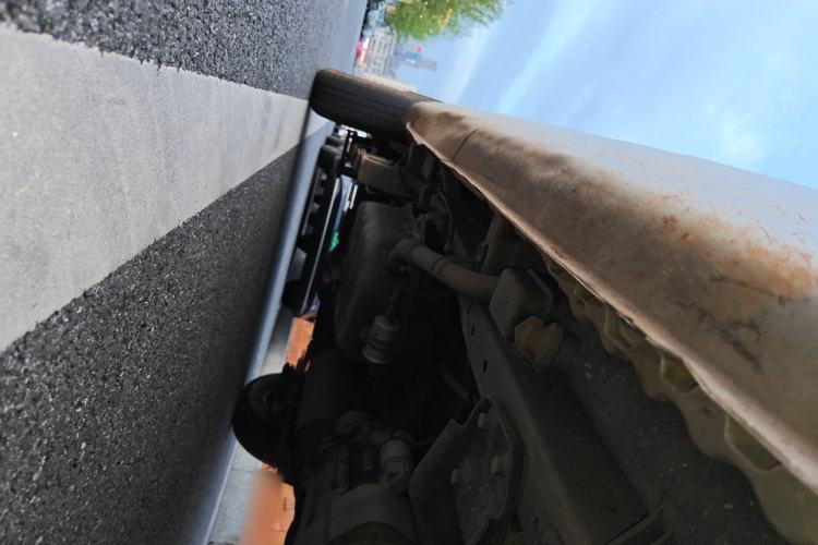 Used Wuling Rongguang 2014 1.2L S Base Model Chassis Front Right