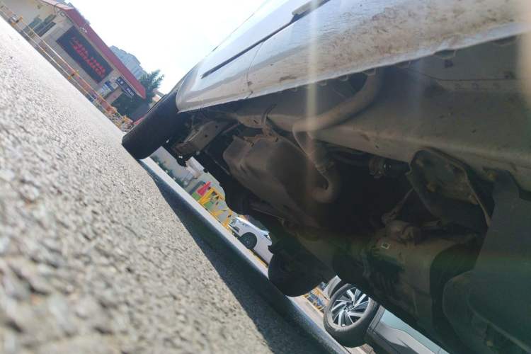 Used Wuling Rongguang 2014 1.2L S Base Model Chassis Front Right