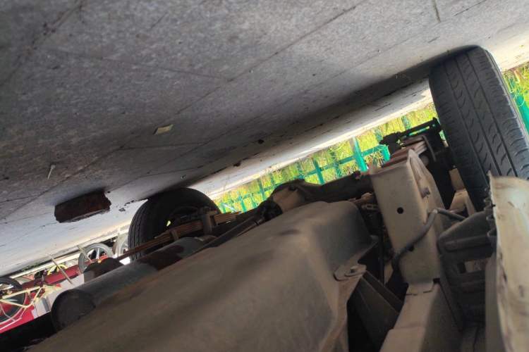Used Wuling Rongguang 2014 1.2L S Base Model Chassis Front Right