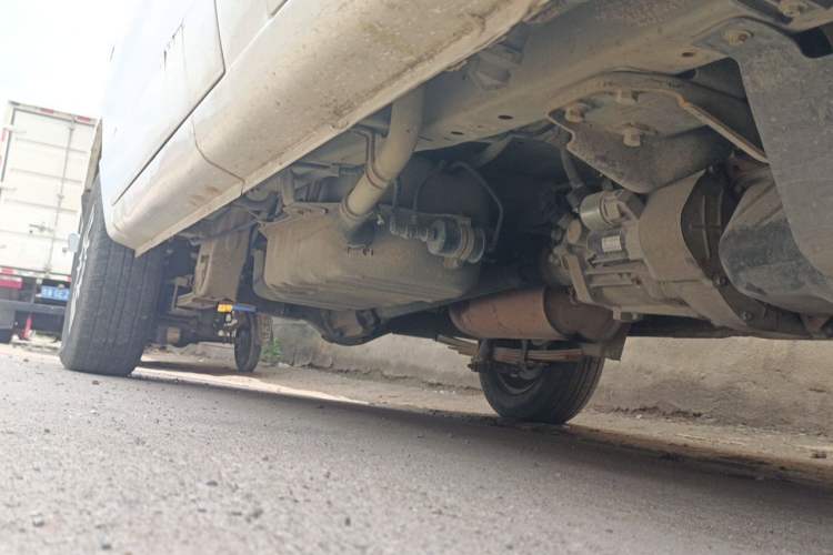 Used Wuling Rongguang 2014 1.2L S Base Model Chassis Front Right