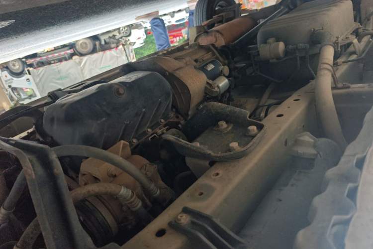 Used Wuling Rongguang 2014 1.2L S Base Model Chassis Front Right