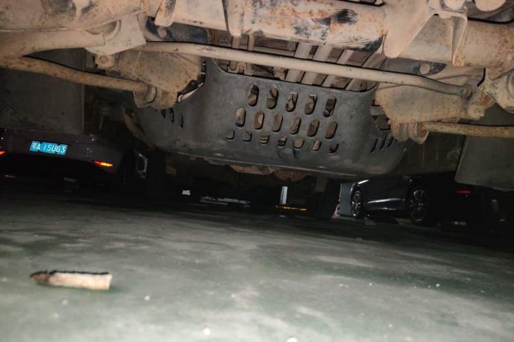 Used Wuling Rongguang 2014 1.2L S Base Model Chassis Front