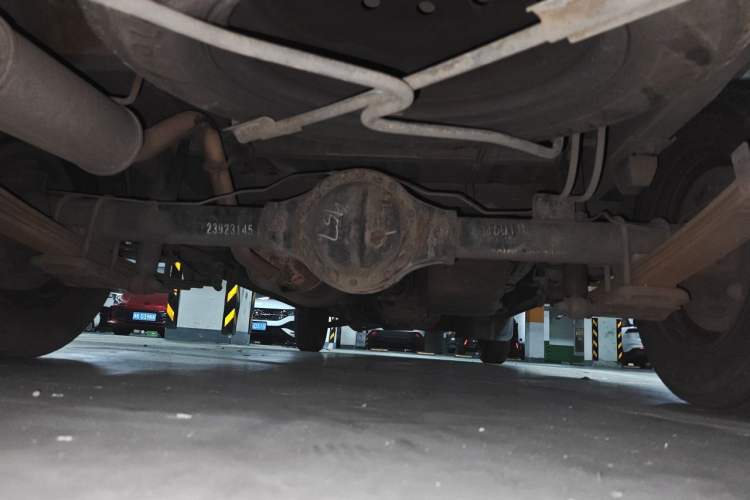 Used Wuling Rongguang 2014 1.5L S Base Version Chassis Rear