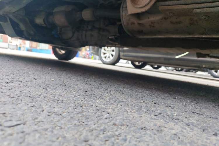 Used Wuling Rongguang 2014 1.5L S Standard Version Chassis Rear Left