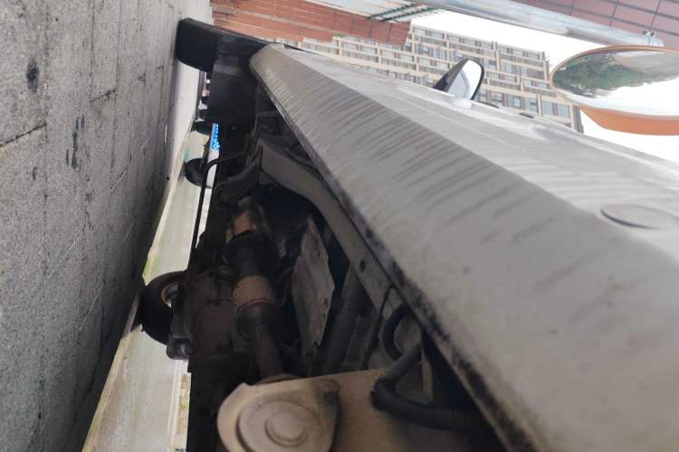 Used Wuling Rongguang 2014 1.2L S Standard Model Chassis Rear Left