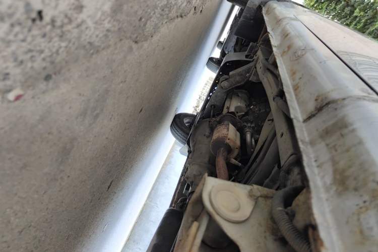 Used Wuling Rongguang 2014 1.2L S Standard Model Chassis Rear Left