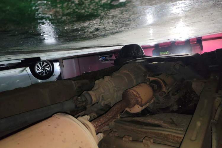 Used Wuling Rongguang 2014 1.2L S Base Model Chassis Rear Left