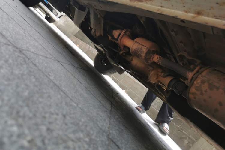 Used Wuling Rongguang 2014 1.2L S Base Model Chassis Rear Left