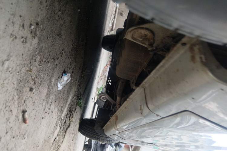 Used Wuling Rongguang 2014 1.2L S Base Model Chassis Rear Right