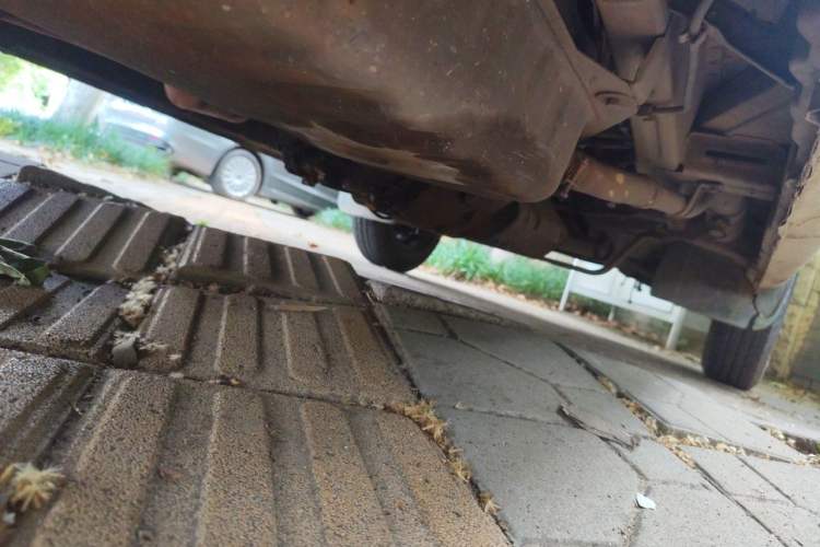 Used Wuling Rongguang 2014 1.5L S Base Version Chassis Rear Right