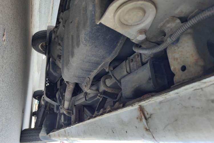 Used Wuling Rongguang 2014 1.2L S Standard Model Chassis Rear Right